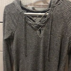 American Eagle Long Sleeve Shirt